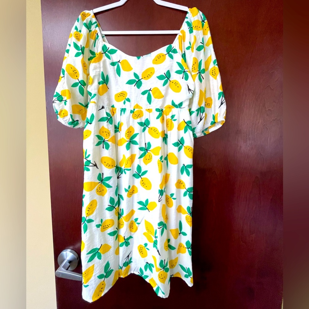 Davi & Dani Lemon Dress Size Medium - Picture 2 of 6